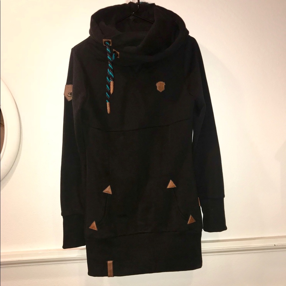 ⭐️TODAY ONLY SALE⭐️NWOT Black Naketano Long Hoodie